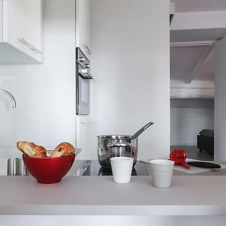 Gilly 4 - F2 Exceptionnel, Vue Mer, Moderne, Climatisation ,vieux-nice Apartman *