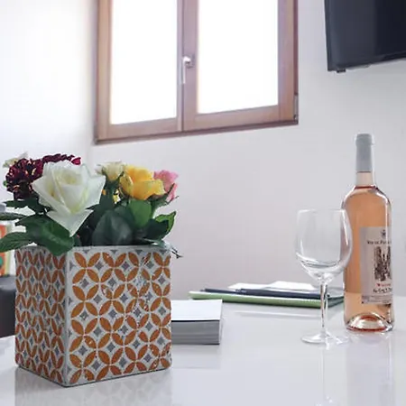 Apartman Gilly 4 - F2 Exceptionnel, Vue Mer, Moderne, Climatisation ,vieux-nice